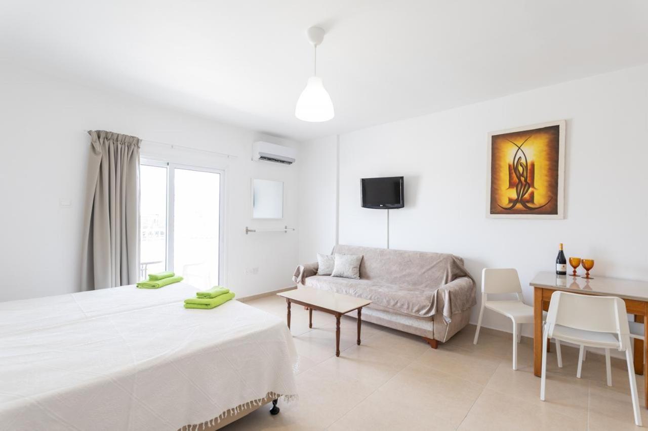 Christothea Apartments Ayia Napa Exteriör bild